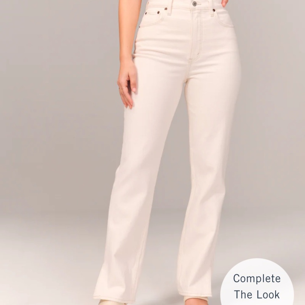 NWT Ultra High Rise 90s Straight Jeans